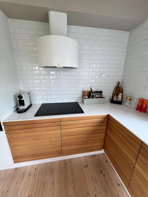 Villaer 3 Bedroom Full House - Close To Ons & Centrum